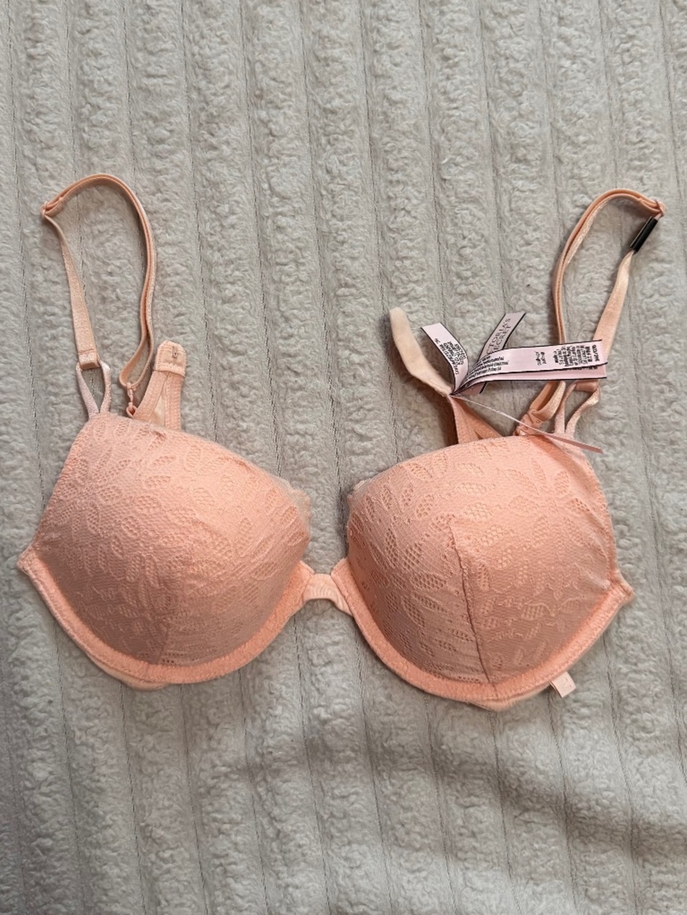 NWT Victoria’s Secret Push-up Bra